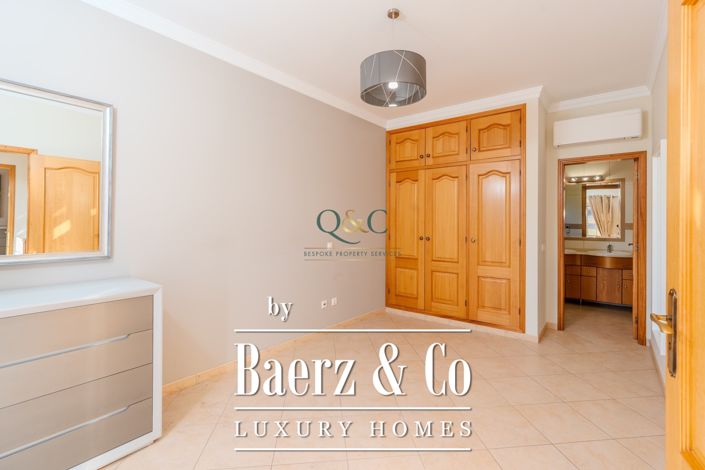 Image No.12-Villa de 4 chambres à vendre à Loule