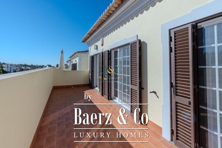 Image No.21-Villa de 4 chambres à vendre à Loule