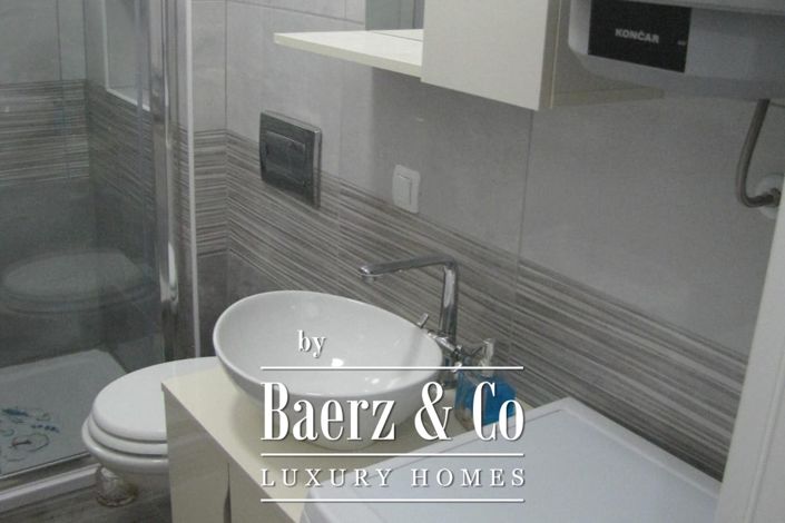 Image No.15-4 Bed Townhouse for sale