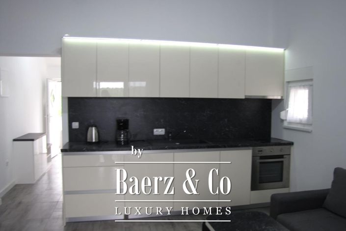 Image No.29-4 Bed Townhouse for sale