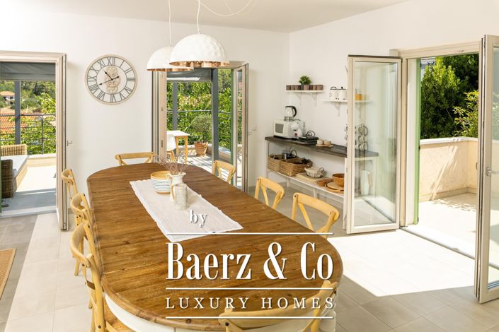 Image No.12-Villa de 4 chambres à vendre à Jelsa