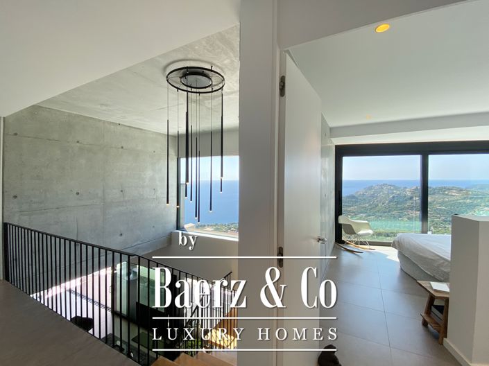 Image No.8-6 Bed Villa for sale