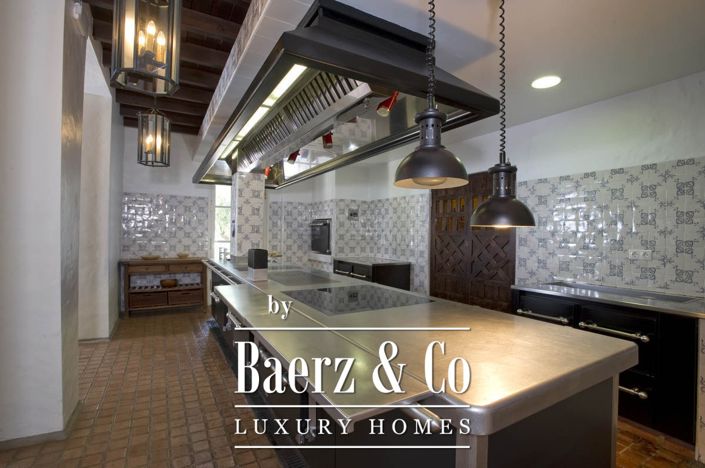 Image No.10-Propriété de 9 chambres à vendre à Fuengirola