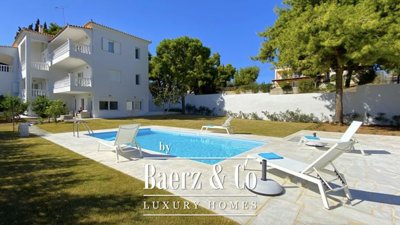 1 - Portocheli, Villa