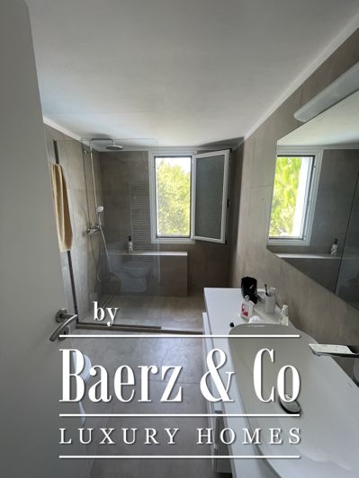 Image No.12-5 Bed Villa for sale