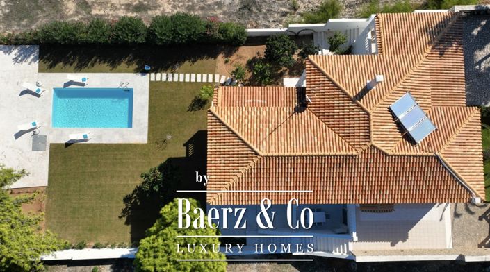 Image No.2-5 Bed Villa for sale