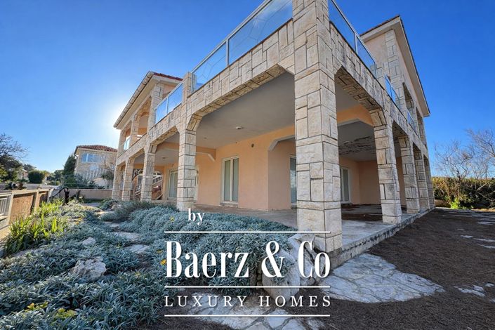 Image No.5-6 Bed Townhouse for sale