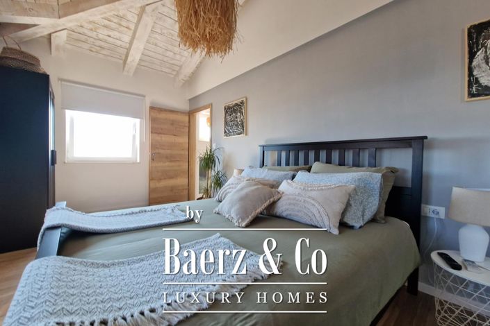 Image No.11-3 Bed Townhouse for sale