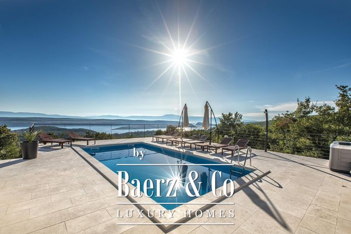 Image No.2-3 Bed Townhouse for sale