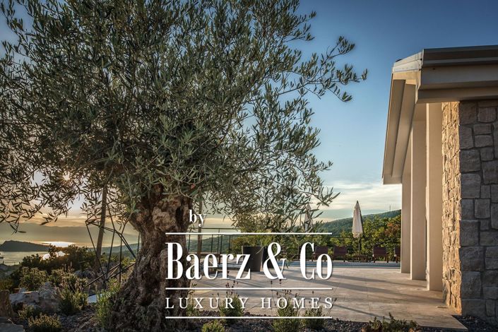 Image No.20-3 Bed Townhouse for sale