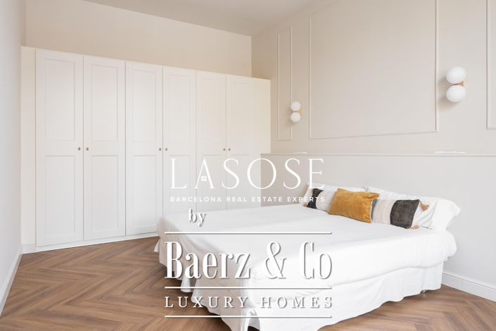 Image No.14-2 Bed Property for sale