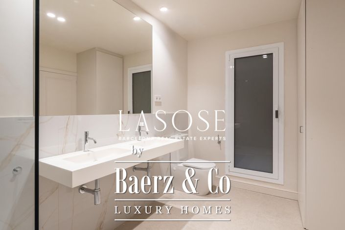 Image No.23-2 Bed Property for sale