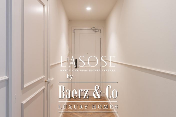 Image No.33-2 Bed Property for sale