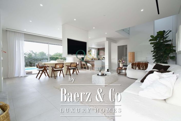 Image No.3-Villa de 4 chambres à vendre à Santa Bárbara de Nexe