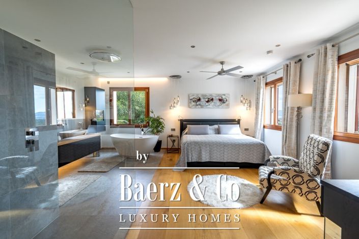 Image No.15-6 Bed Villa for sale