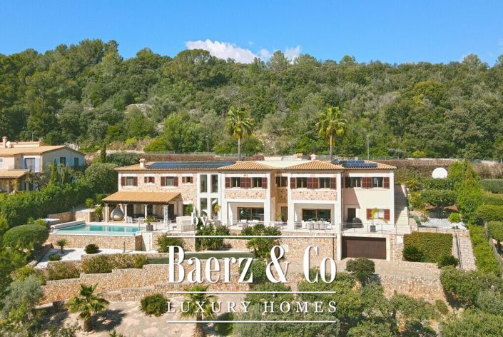 Image No.2-6 Bed Villa for sale