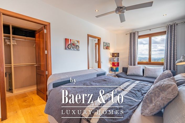 Image No.20-6 Bed Villa for sale