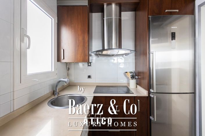 Image No.12-2 Bed Property for sale