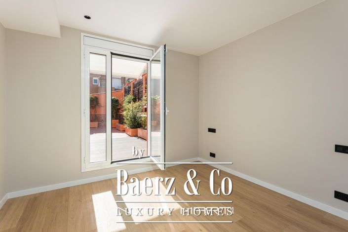 Image No.11-3 Bed Apartment for sale