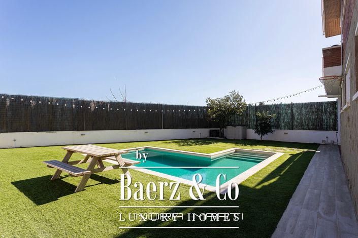 Image No.11-6 Bed House for sale