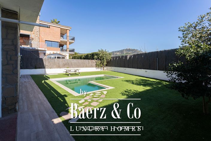 Image No.12-6 Bed House for sale