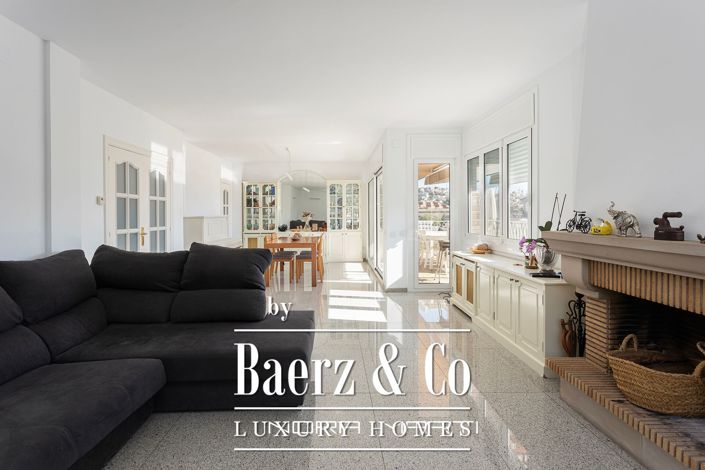 Image No.13-6 Bed House for sale