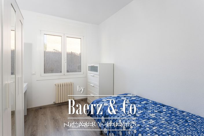 Image No.20-6 Bed House for sale