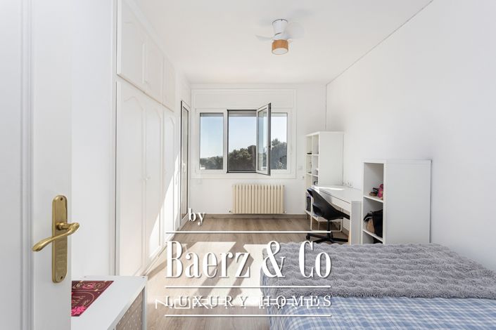 Image No.28-6 Bed House for sale