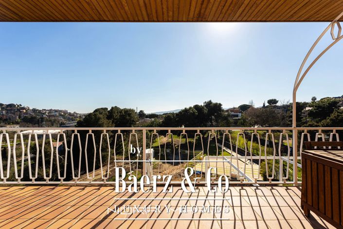 Image No.39-6 Bed House for sale