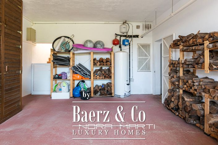 Image No.48-6 Bed House for sale