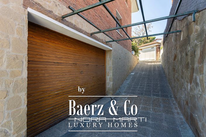 Image No.49-6 Bed House for sale