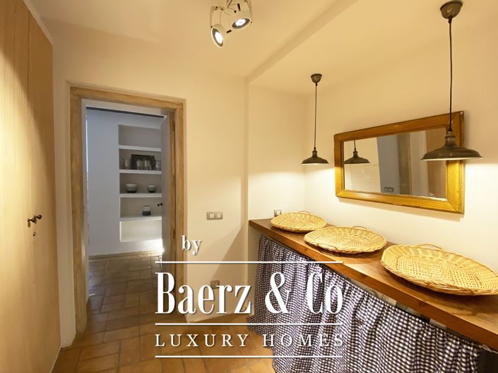 Image No.21-5 Bed Villa for sale