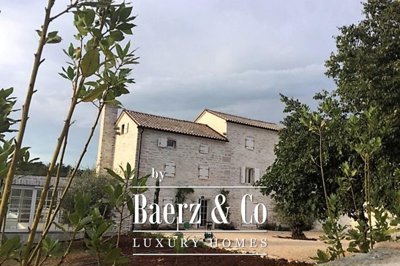 1 - Grožnjan, Villa