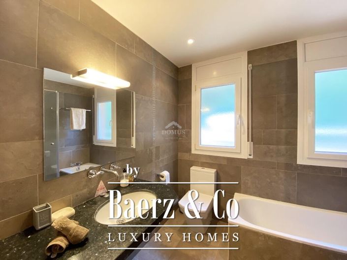 Image No.20-5 Bed Villa for sale