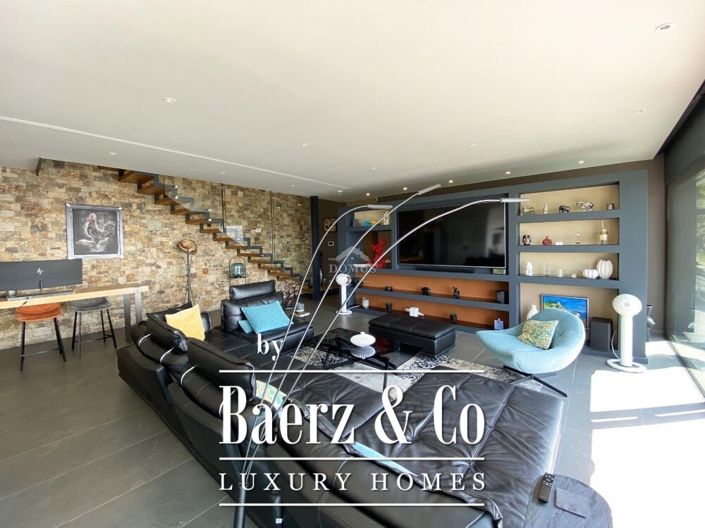 Image No.12-6 Bed Villa for sale