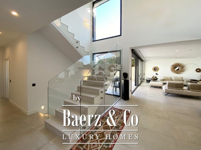 Image No.5-4 Bed Villa for sale