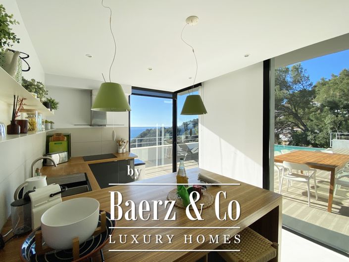 Image No.6-4 Bed Villa for sale