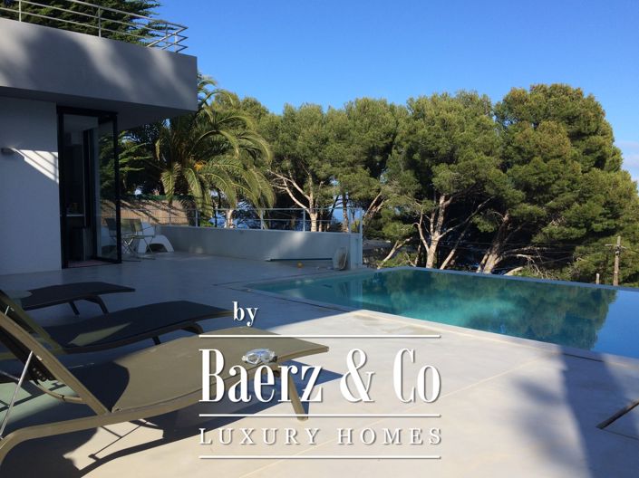 Image No.8-4 Bed Villa for sale