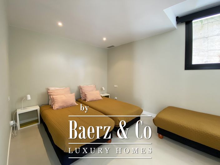 Image No.9-4 Bed Villa for sale