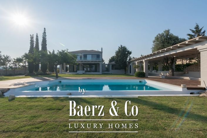 Image No.17-7 Bed Villa for sale