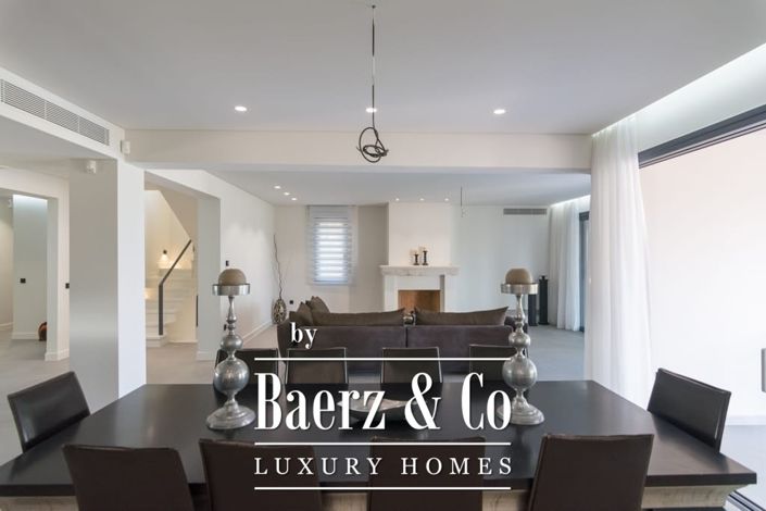 Image No.20-7 Bed Villa for sale