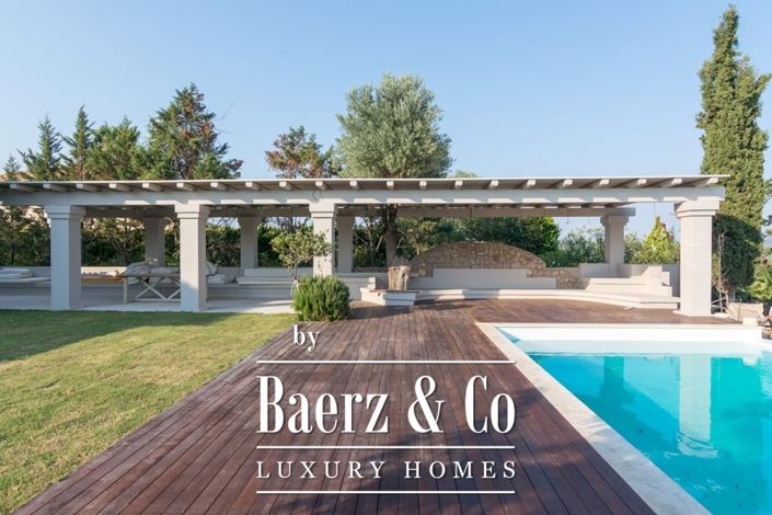 Image No.9-7 Bed Villa for sale