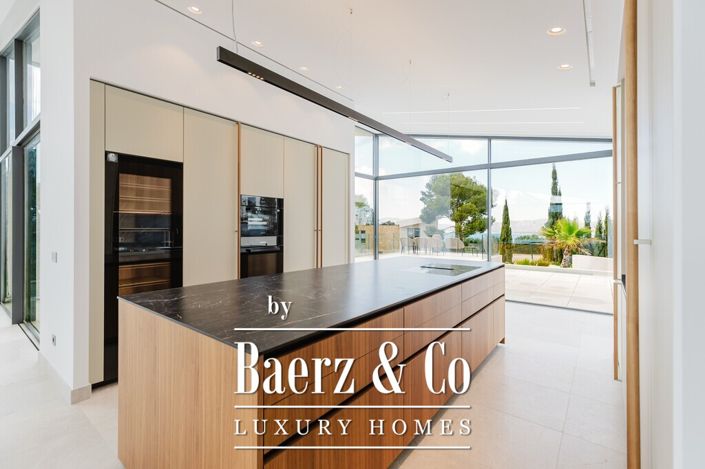 Image No.11-4 Bed Villa for sale