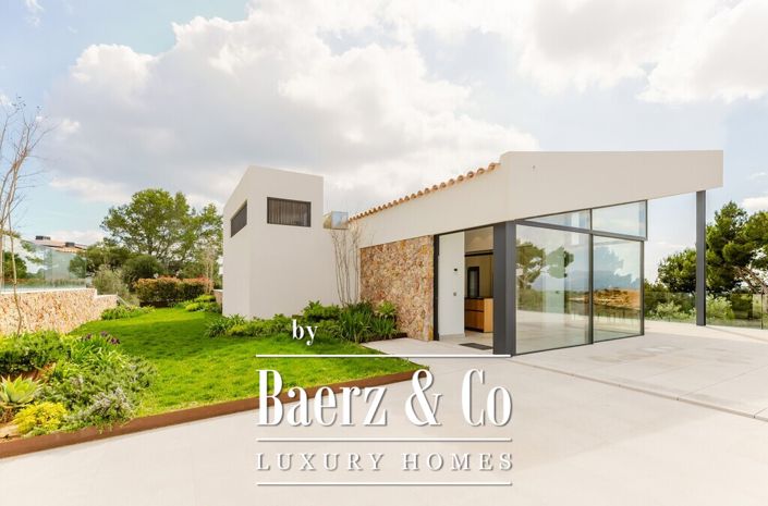 Image No.3-4 Bed Villa for sale