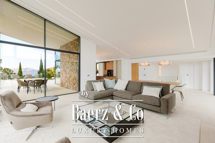 Image No.7-4 Bed Villa for sale