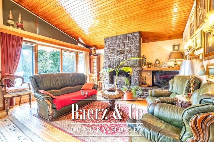 Image No.19-6 Bed Townhouse for sale