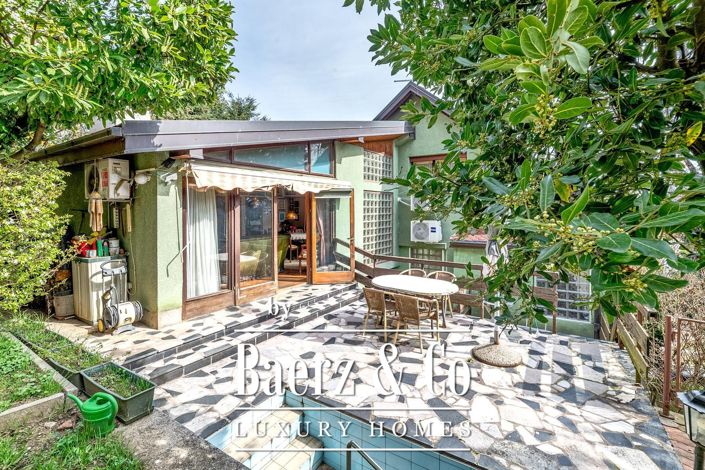 Image No.2-6 Bed Townhouse for sale