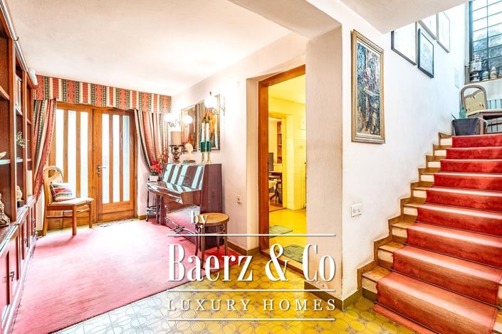 Image No.20-6 Bed Townhouse for sale