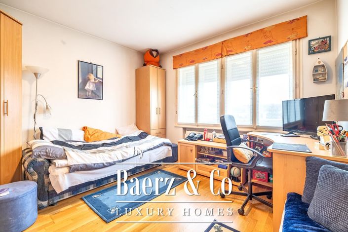 Image No.9-6 Bed Townhouse for sale