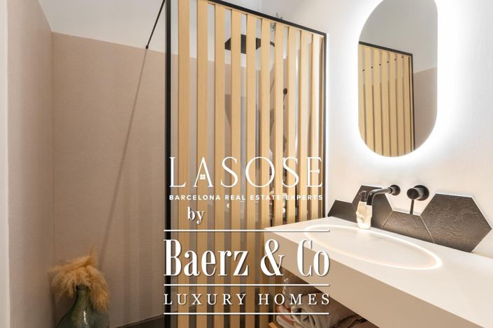 Image No.34-3 Bed Property for sale